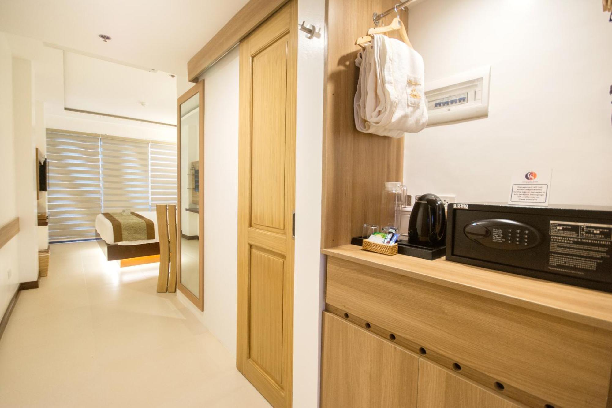 Commander Suites de Boracay Manoc-Manoc Habitación foto